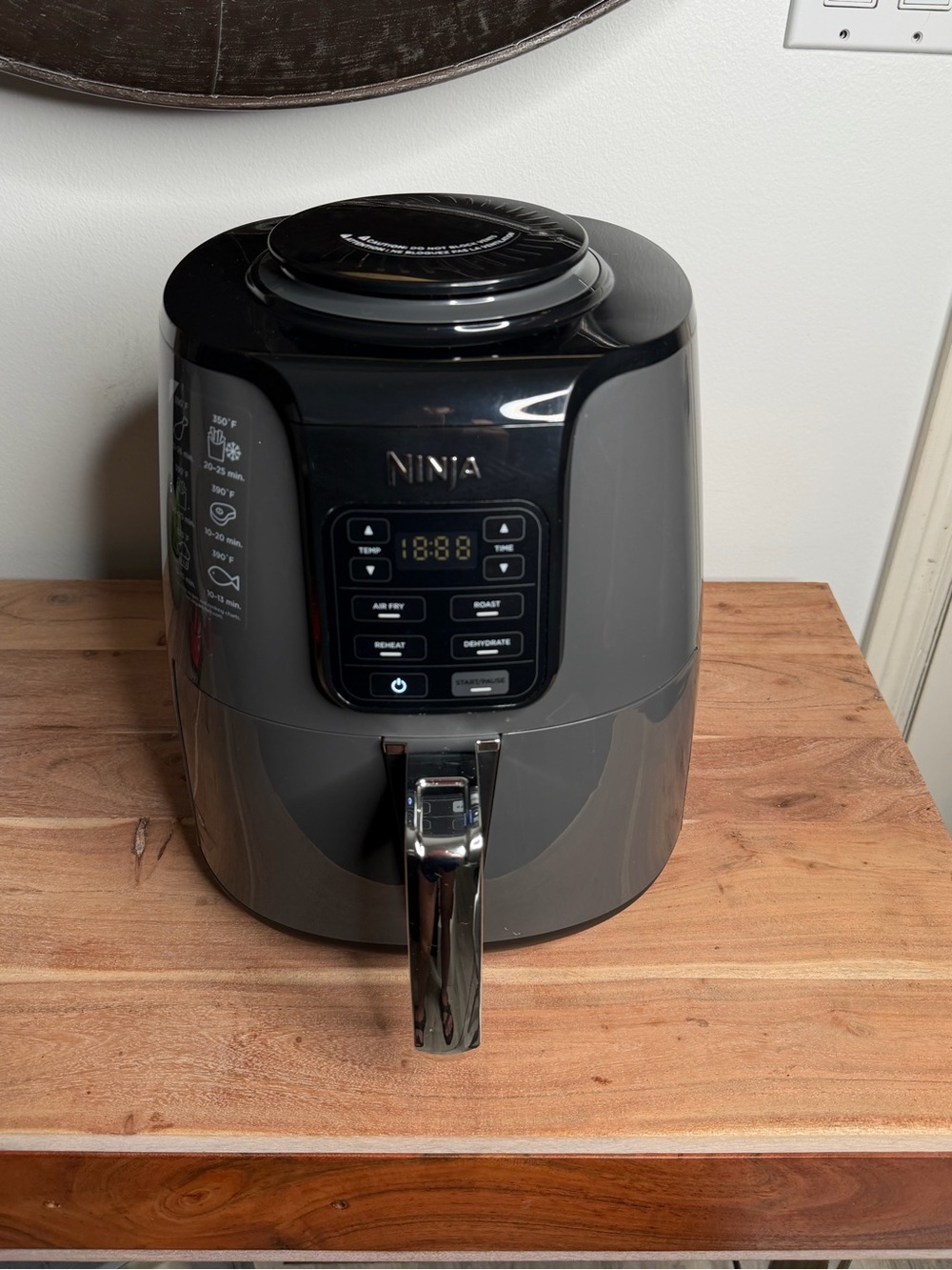Ninja Air Fryer - Charcoal Gray and Black Finish
